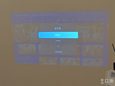 刻刻D9智能移動影院 辦公家用投影旗艦產品，箱包設計顛覆傳統體驗